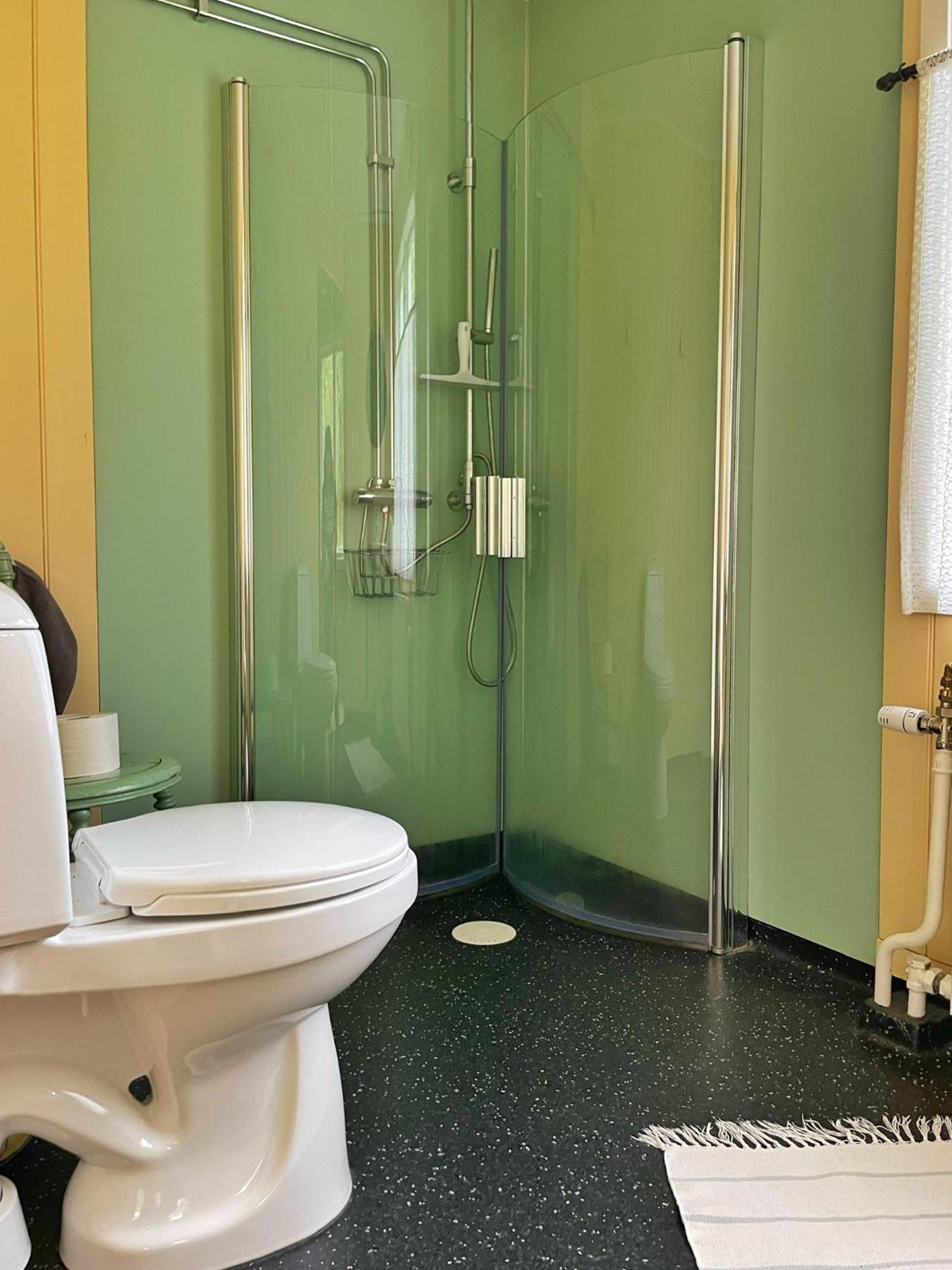 Atran Viktors Affaershus B&B 외부 사진